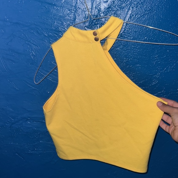 Top - Picture 5 of 6